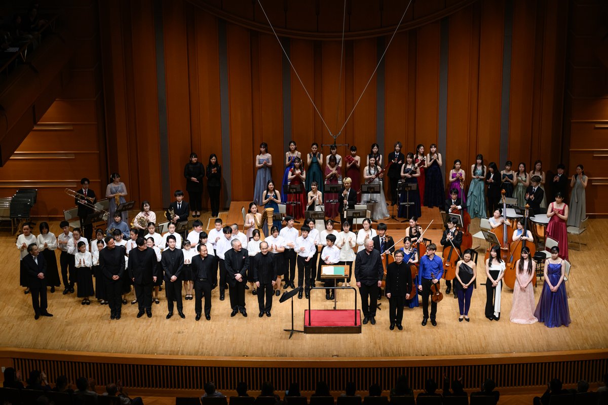 tvu_md's tweet photo. 【The 6th Tokyo Internatinal Viola Competition】
<Official photo>
ヴィオラスペース2025 vol.33
ガラ・コンサート 二刀流ヴィオリスト！
〜ヴィオラを弾いた作曲家

ガラ・コンサートⅠ
ヒンデミット生誕130年記念～ユーモアと教育］
5月28日（水）19:00開演
会場：日本製鉄紀尾井ホール
©藤本史昭 https://t.co/TMfO8mSEkJ