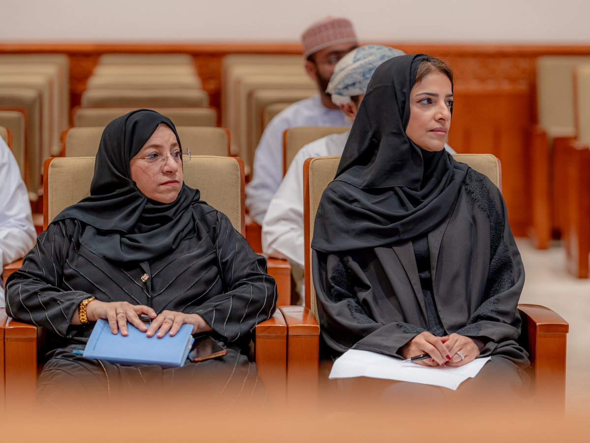 🔸بهدف تعريف المشاركين بخدمات البوابة الإلكترونية للمتقاضين (قضاء)

المجلس الأعلى للقضاء بالتعاون مع جمعية المحامين العمانية يعقد لقاءً تعريفياً للمحاميين بشأن إجراءات سير الدعاوى وخدمات التنفيذ ومناقشة تحسين وتطوير خدمات بوابة قضاء.
#قضاء