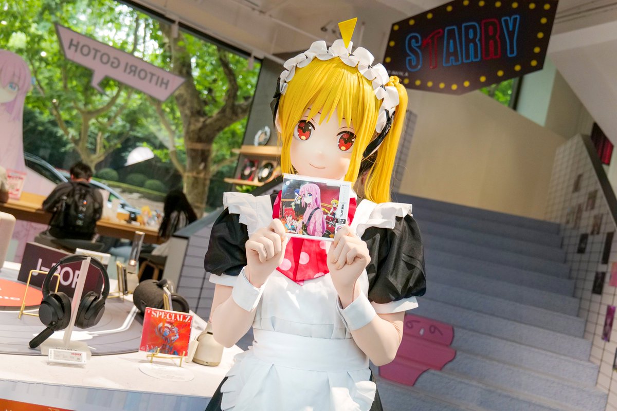 虹夏麻麻生日快乐🎂🎉！
也是出虹夏两周年了～虽然出的马马虎虎，各方面的条件出起来或许也都并不合适，但还是要谢谢你一直以来的包容与陪伴💛
能与你相遇真是我最大的幸运✨
📷: <a href="/Xiang_YuYu/">相遇</a> 
#kigurumi #着ぐるみ
#ぼっち・ざ・ろっく
#伊地知虹夏生誕祭2025