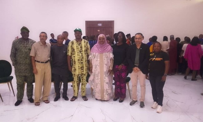 @NCSFPAS (@ncsfpas) on Twitter photo NEWS📰 🗞️:
Director with the National Council on Climate Change Secretariat (NCCCS), Halima Bawa-Bwari, is optimistic about Nigeria submitting its copy...
Nigeria on track in preparation, submission of NDC 3.0 – NCCCS director environewsnigeria.com/nigeria-on-tra… via <a href="/environewsng/">EnviroNews</a> NEWS📰 🗞️:
Director with the National Council on Climate Change Secretariat (NCCCS), Halima Bawa-Bwari, is optimistic about Nigeria submitting its copy...
Nigeria on track in preparation, submission of NDC 3.0 – NCCCS director environewsnigeria.com/nigeria-on-tra… via <a href="/environewsng/">EnviroNews</a>