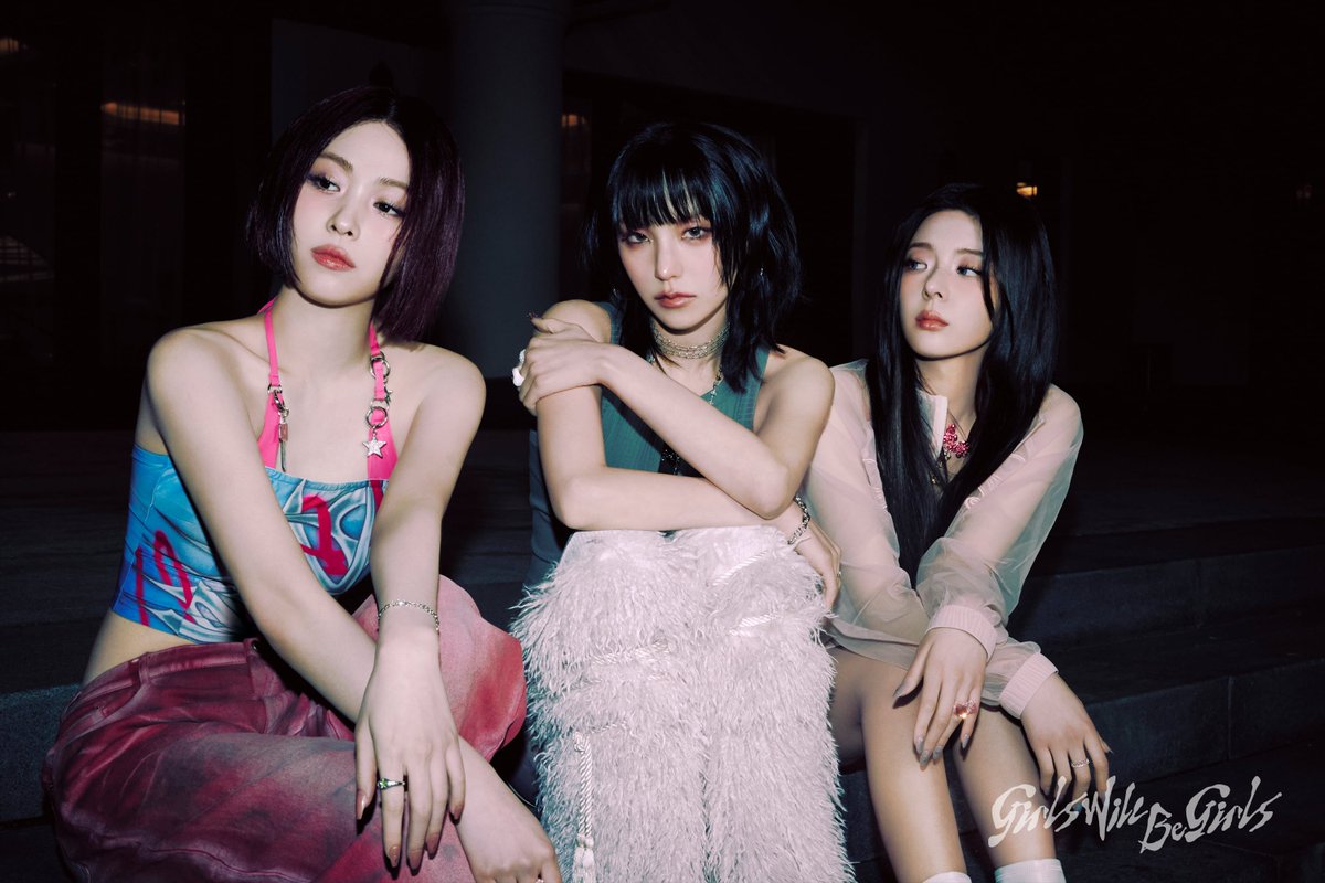 ITZY, 컴백 기대감 높이는 극적인 분위기! 
새 앨범 콘셉트 포토 추가 공개!
naver.me/5L7NgSsd

🔗Girls Will Be Girls
itzy.lnk.to/GirlsWillBeGir…

#ITZY #MIDZY <a href="/ITZYofficial/">ITZY</a>
#ITZYComeback
#ITZY_GirlsWillBeGirls
#ITZY_GWBG