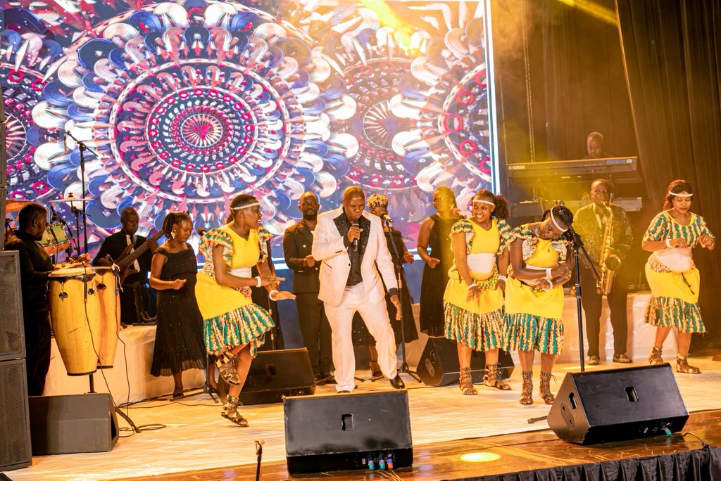 Diplock Segawa (@diplocksegawa_) on Twitter photo At the end of the day, no matter the language or culture, music and art unite us all.
It was an absolute pleasure to share the stage with every performer.
Thank you <a href="/HouseOfTalentEA/">House Of Talent Cultural Performers</a>
#ALifetimeOfMelody
#43YearsOfDiplockSegawa #DiplockSegawa At the end of the day, no matter the language or culture, music and art unite us all.
It was an absolute pleasure to share the stage with every performer.
Thank you <a href="/HouseOfTalentEA/">House Of Talent Cultural Performers</a>
#ALifetimeOfMelody
#43YearsOfDiplockSegawa #DiplockSegawa