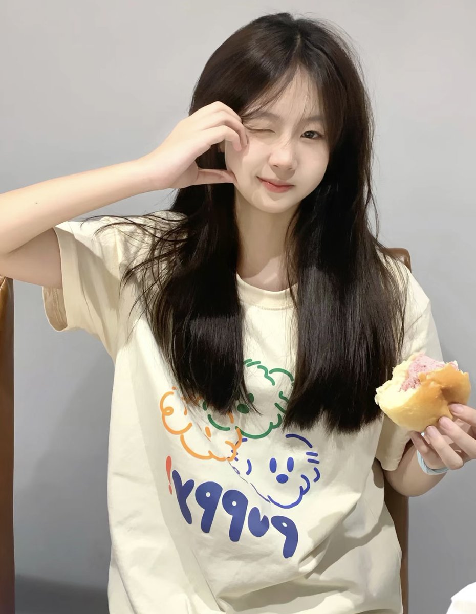 出來吃飯 
記得帶證件~