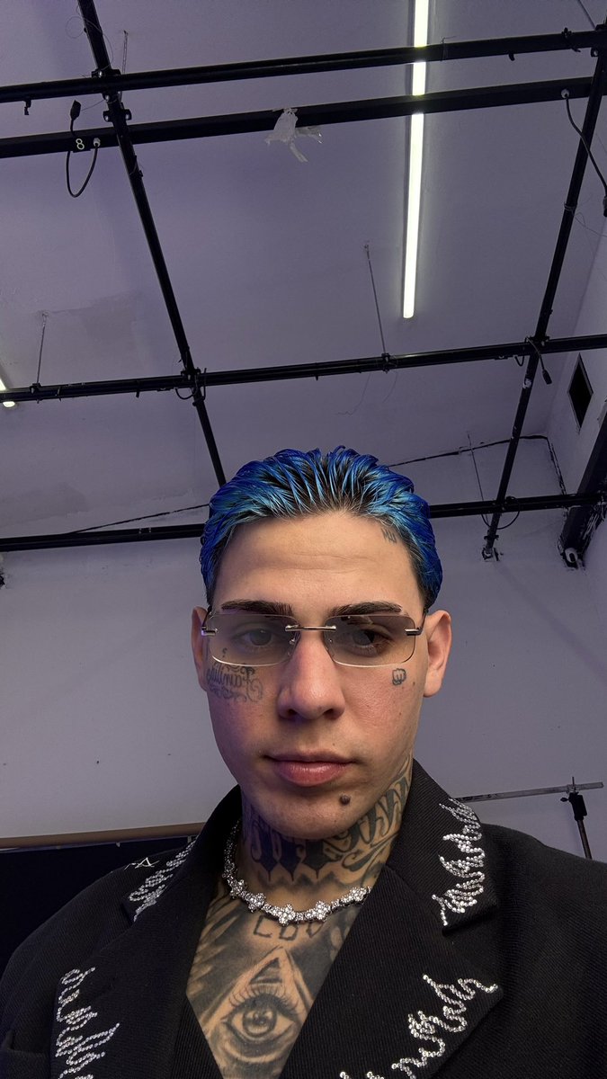 traplaudo7's tweet photo. Sick love..❤️‍🩹 https://t.co/KxwTh5fPsw