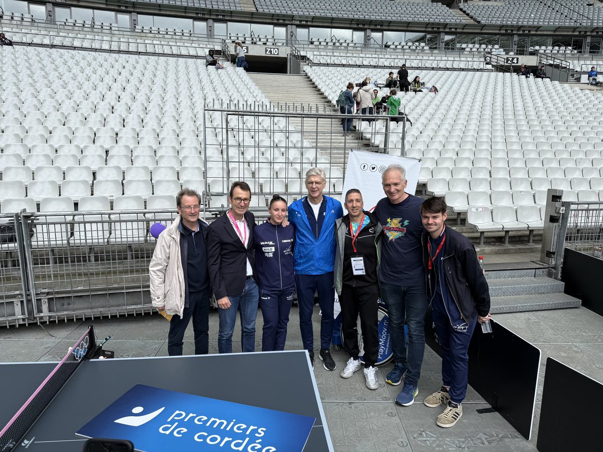 ERB Gilles (@erb_gilles) on Twitter photo Très heureux d’avoir renouvelé la convention entre la <a href="/ffttofficiel/">France Tennis de Table</a> 🏓🇫🇷 et <a href="/PremiersdCordee/">Premiers de Cordée</a> au stade de France en faveur des enfants hospitalisés
➡️ pour une fédération 🏓🇫🇷 utile à la société
➡️ merci Audrey Zarif 🏓🇫🇷
➡️ merci <a href="/NPechalatOff/">Nathalie Péchalat</a>
<a href="/VilleSaintDenis/">Ville de Saint-Denis</a> #StadeDeFrance Très heureux d’avoir renouvelé la convention entre la <a href="/ffttofficiel/">France Tennis de Table</a> 🏓🇫🇷 et <a href="/PremiersdCordee/">Premiers de Cordée</a> au stade de France en faveur des enfants hospitalisés
➡️ pour une fédération 🏓🇫🇷 utile à la société
➡️ merci Audrey Zarif 🏓🇫🇷
➡️ merci <a href="/NPechalatOff/">Nathalie Péchalat</a>
<a href="/VilleSaintDenis/">Ville de Saint-Denis</a> #StadeDeFrance