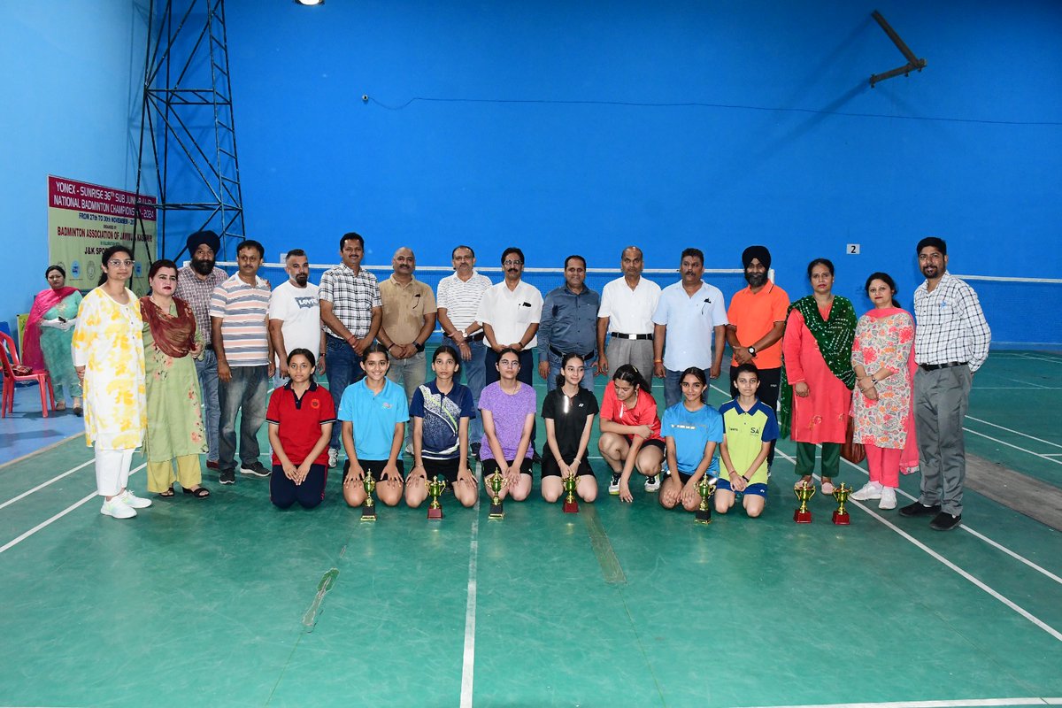 DyssoJ's tweet photo. Zone Gandhi Nagar remain winner by 2-0 points against Zone Jammu in Inter Zonal District Level Yoga U-19 Yrs. girls at Yoga Hall MA Stadium Jammu
Zone Gandhi Nagar clinches final Trophy of Inter Zonal District Level defeated Zone Jammu by 2-0 sets in badminton U-17 Yrs. https://t.co/wYc1CLQsI5