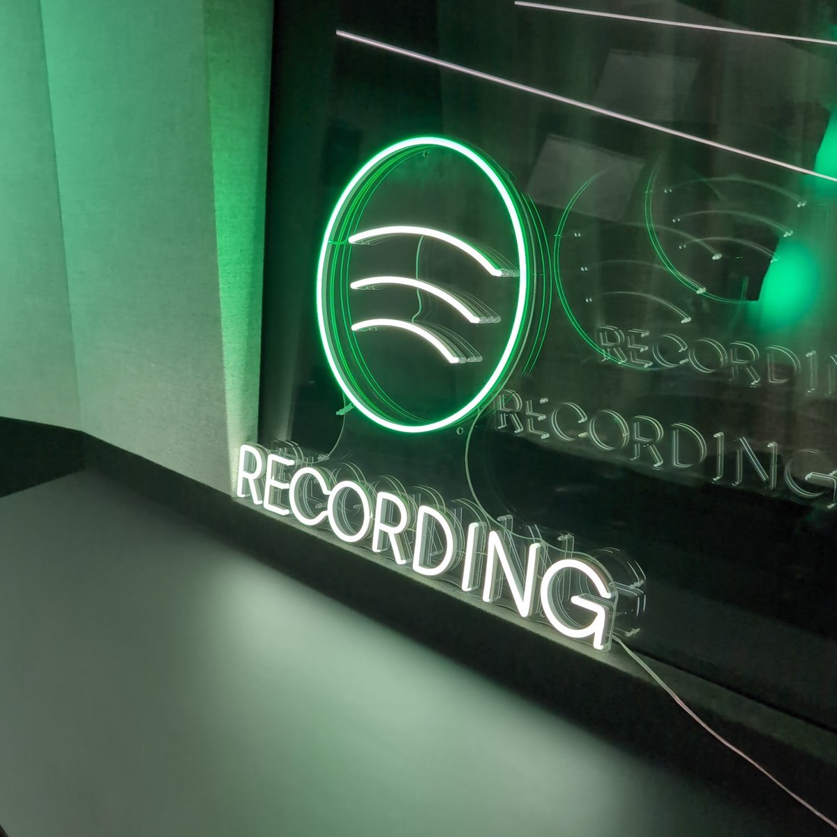 Holy Smokes (@holysmokesaudio) on Twitter photo 