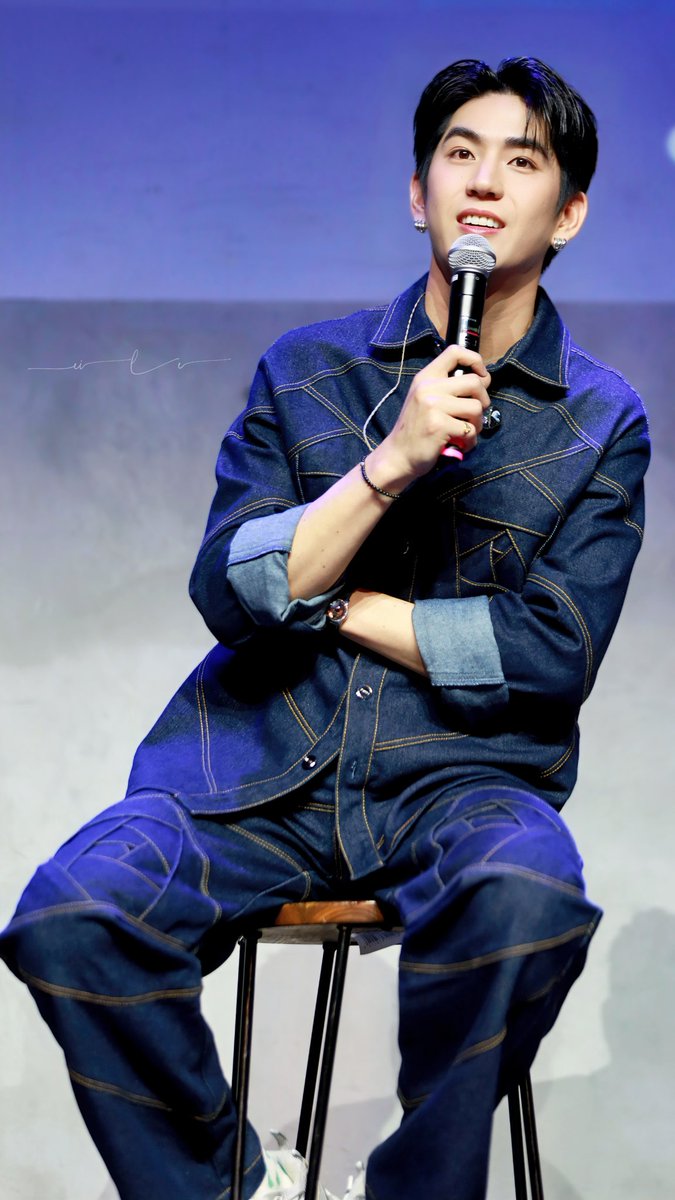 eilezheng's tweet image. 250528
ICH lIEBE DICH JIMMYSEA
🩵🩵
#JimmySea1stFMinBerlin
#JimmySea1stEuropeanTour
#sea_tawinan @Sea_tawinan
#JimmySea #จิมมี่ซี