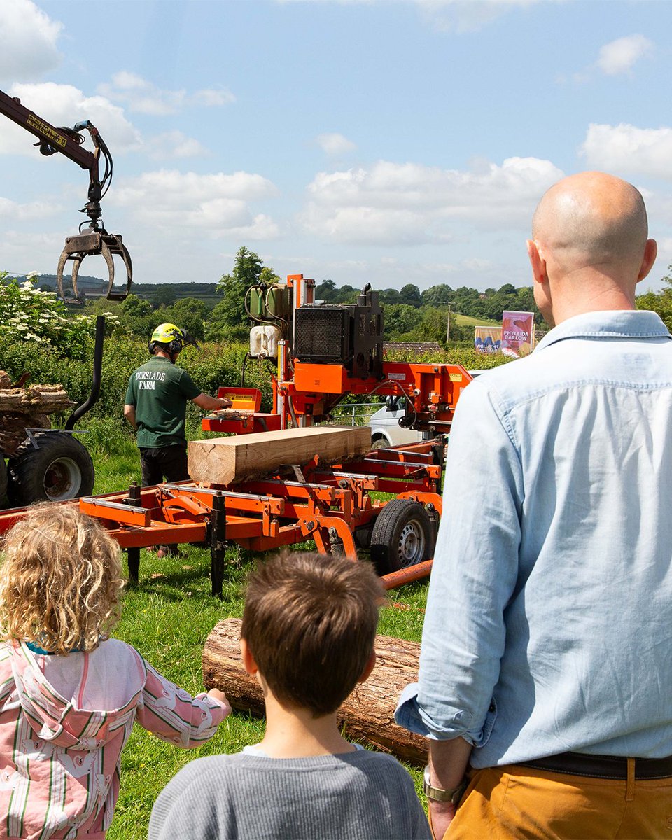 Join us for #OpenFarmSunday to celebrate the diversity of British farming with a day of friendly-friendly activities, tours and workshops across #DursladeFarm.

📅Sunday 8 June, 11 am – 4 pm
🔗bit.ly/3FziuFi