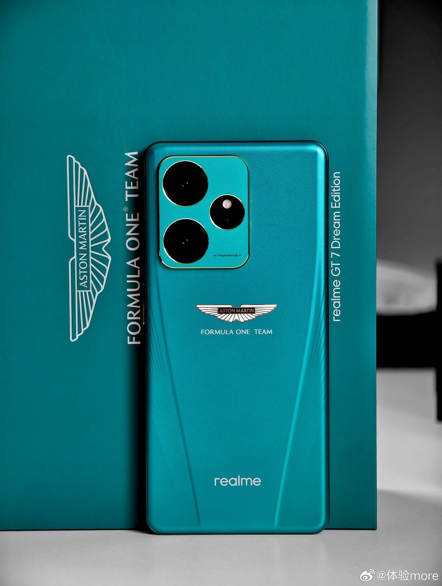 choqao's tweet photo. realme GT7 Aston Martin F1 limited edition Live images
#realmeGT7 #realmeNeo7Turbo #realmeGT7T https://t.co/Gwif8S6BoU