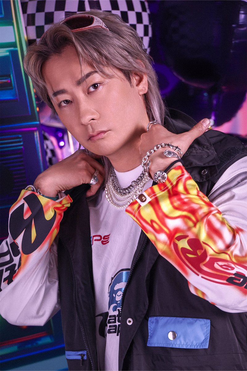 DA PUMPコンパクトミラー TOMO