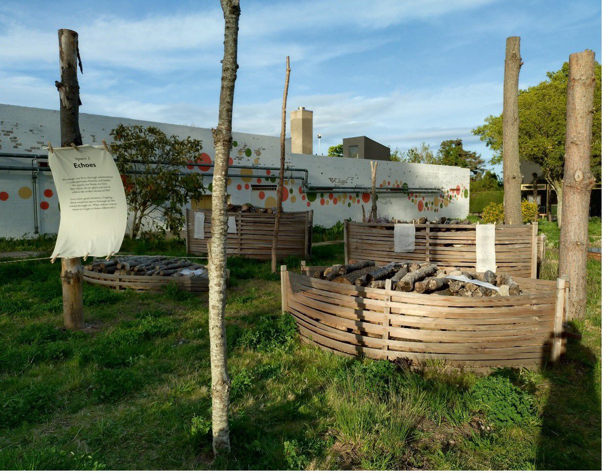 StAndGradSchool's tweet image. 🎨 “I applied my recent learning to curate my first fully outdoor and site-responsive exhibition” — MHS MLitt student Maggie Chung brought their work to life at St Andrews Arts Night 🌿 Supported by the GSIS Community Fund!
🔗 st-andrews.ac.uk/graduate-schoo…
@MHSStAndrews