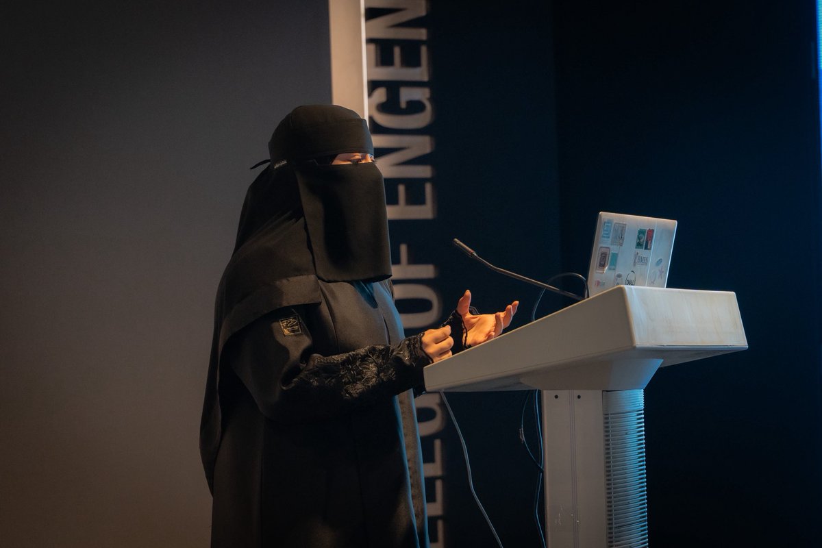 BMES_IAU_KSA's tweet photo. من أجواء حفلنا الختامي
تتويج لعام من التميز والعمل بروح الفريق✨
#Shaping_BioFuture
#BMES_IAU https://t.co/hHtgylFiI2