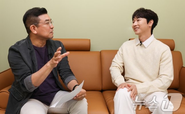 bliss_bear35's tweet photo. @jangwoohyuk 장우혁, K팝 아이돌 원형 만든 영원한 메인 댄서 [정덕현의 페르소나K]
기사에서 발췌한 오빠 사진

#장우혁 #JANGWOOHYUK
#woohyuk #woohyukjang
#張佑赫 #チャンウヒョク #XXXV
#チャン・ウヒョク https://t.co/1uDou3v15v
