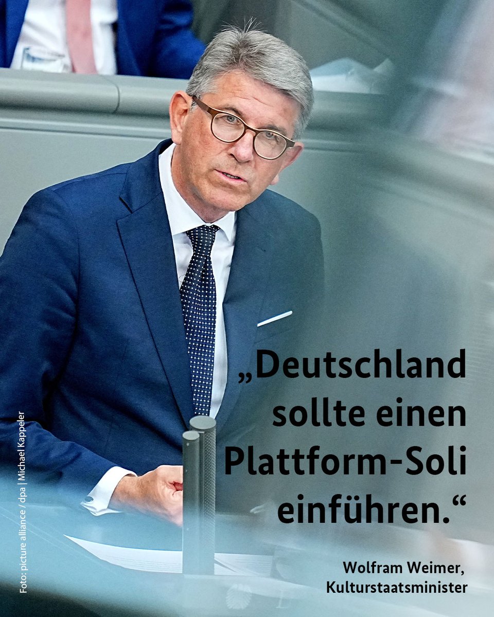 "Deutschland sollte einen #PlattformSoli einführen." Staatsminister Wolfram #Weimer will, dass große Plattformen wie Google, Meta und andere für #Onlinewerbung einen Beitrag leisten.
Eine Gesetzesvorlage wird vorbereitet. 

Mehr dazu: kulturstaatsminister.de/weimer-fordert…