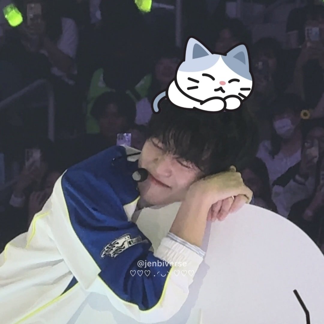 ¹¹²² tweet media