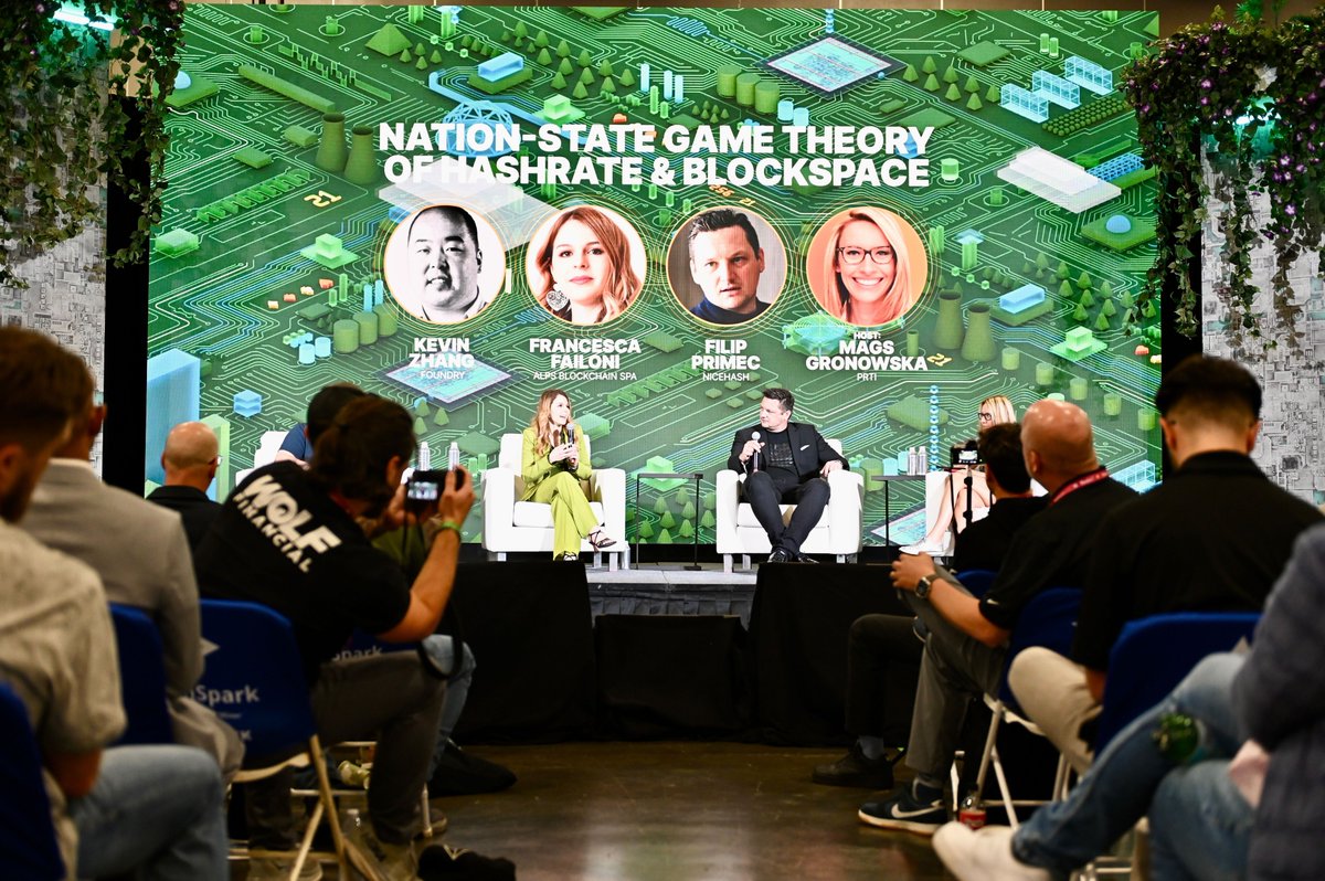 NiceHashMining's tweet image. 💬 "What's coming is big interest in managing and controlling hashrate" 
@FilipPrimec , Chief Legal Officer at NiceHash, live at 
@TheBitcoinConf 

#Hashrate #Bitcoin2025 #NiceHash #Mining