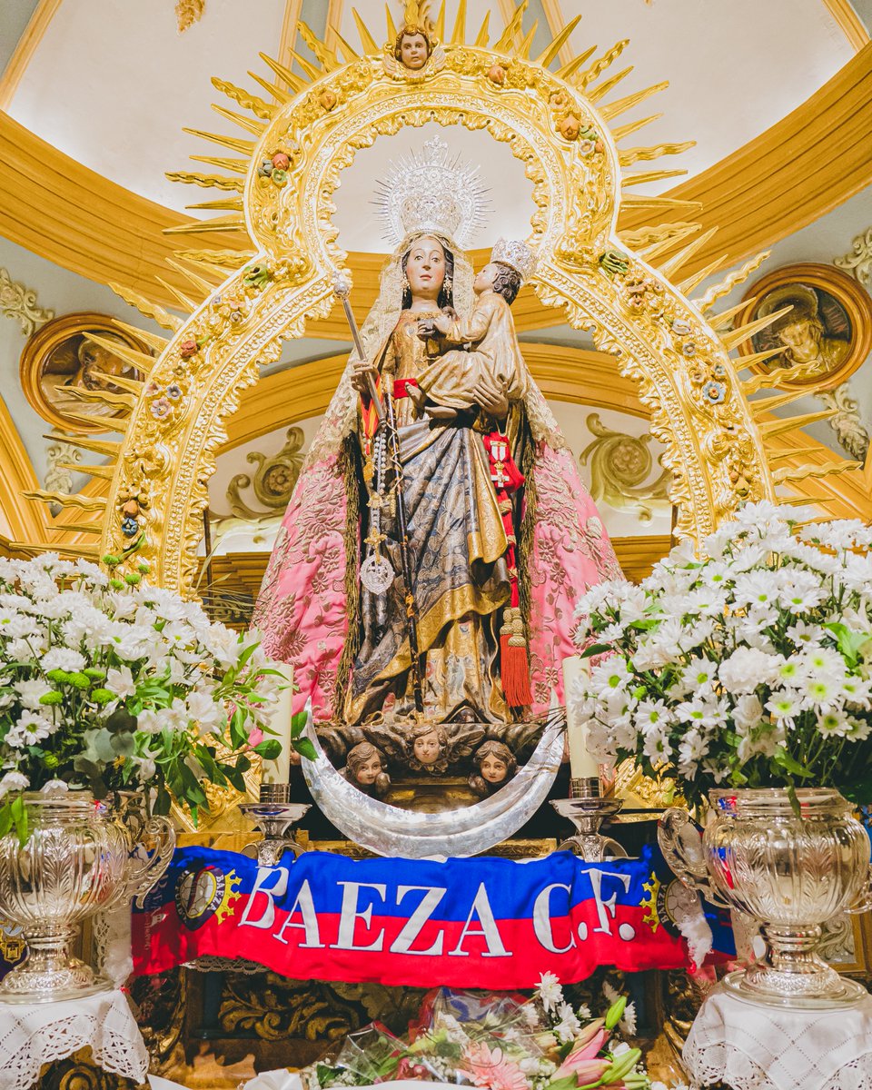 📷📷 GALERÍA |
Compartimos con vosotros algunas imágenes de los momentos vividos ayer durante los distintos actos de celebración de nuestro Baeza, con motivo del título logrado el pasado domingo.
<a href="/AytoBaeza/">Ayuntamiento Baeza</a> <a href="/OleicolaJaen/">Oleícola Jaén • Aoveland</a> 
#vamosmibaeza #DivisionDeHonor #Campeones