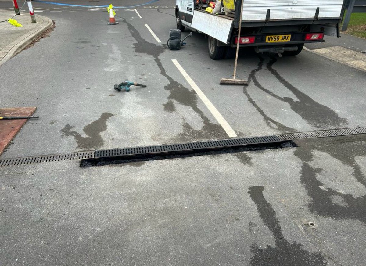TotalConSwLtd's tweet photo. Another top job by the Total Construction SW team

We replaced a damaged drain + re-tarmacked a school car park entrance — all done out of hours to avoid disruption.
Swipe for the before &amp; after 
01179 860234
operations@totalconstructionsw.co.uk
#TotalConstructionSW #DrainRepair https://t.co/ZbYc2t3T8I