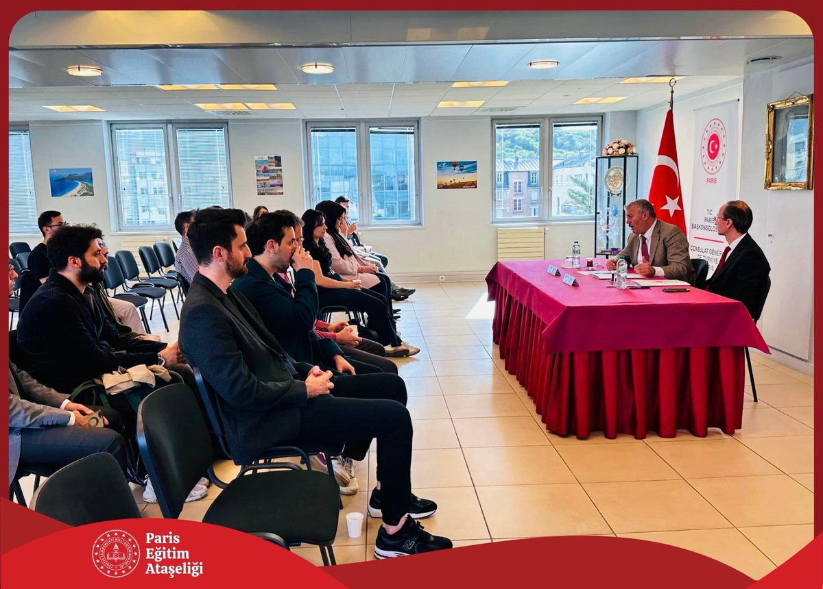 Parisegitim's tweet image. Yükseköğretim ve Yurt Dışı Eğitim Gn. Md. Sn. Fethi Fahri Kaya Başkonsolosluğumuzu ziyaret ederek Başkonsolosumuz Sn. Kerem Yılmaz’ın da katılımlarıyla Ataşeliğimizde görevli
öğretmenler, burslu öğrencilerimiz ve STK yetkilileri ile bir araya geldi.

@tcmeb
@mebyyegm
@TC_ParisBK
