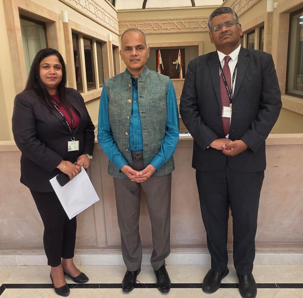 Karthyic Subramanian, Sales Deputy Head and Deepthi Suresh, Marketing Manager, senior officials from <a href="/BankMuscat/">بنك مسقط</a>, met with Amb <a href="/AmbGVSrinivas/">gv srinivas</a> to strengthen their association with the Embassy of India, Muscat.