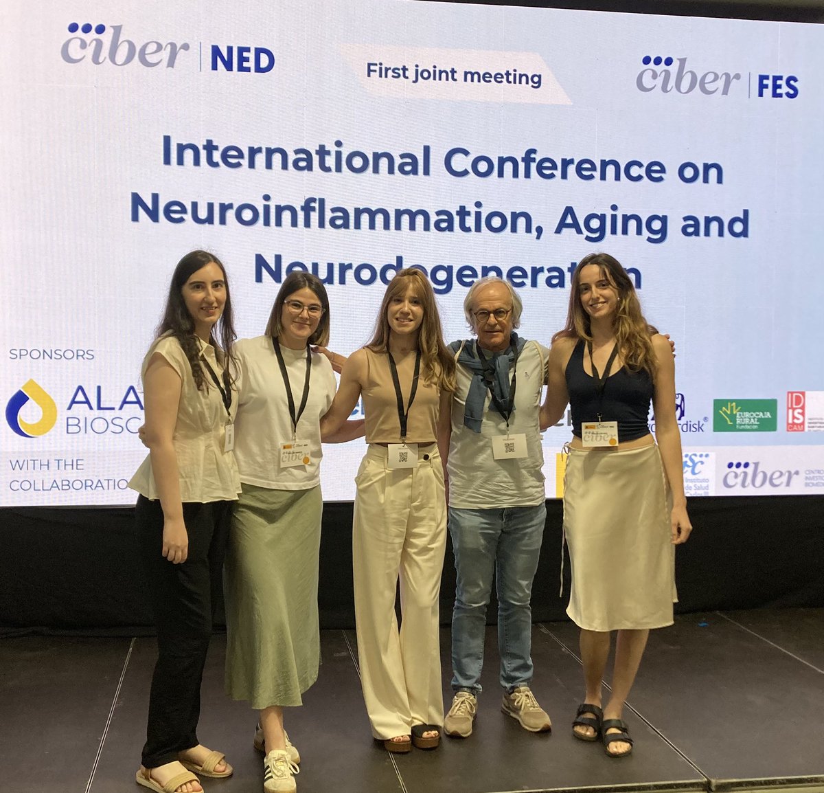 Carlos Matute (@matutec_) on Twitter photo Young talented neuroscientists @Matutelab presenting new evidence on the roles of #myelin in energy #metabolism in health and #disease @CIBERNED and <a href="/CIBERFES/">CIBERFES</a> First joint Meeting in Ciudad Real @ehu <a href="/biobizkaia/">IIS Biobizkaia</a> <a href="/CIBER_ISCIII/">CIBER ISCIII</a> <a href="/SENC_/">SENC</a> <a href="/JovInvest_SENC/">@JovInvest_SENC</a> Young talented neuroscientists @Matutelab presenting new evidence on the roles of #myelin in energy #metabolism in health and #disease @CIBERNED and <a href="/CIBERFES/">CIBERFES</a> First joint Meeting in Ciudad Real @ehu <a href="/biobizkaia/">IIS Biobizkaia</a> <a href="/CIBER_ISCIII/">CIBER ISCIII</a> <a href="/SENC_/">SENC</a> <a href="/JovInvest_SENC/">@JovInvest_SENC</a>