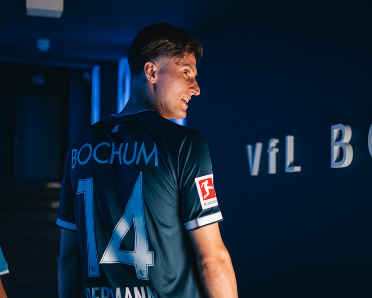 Das Talentwerk durchlaufen, U21-Nationalspieler geworden, in der Bundesliga gelandet. So soll es sein. Wir werden deinen Weg weiter verfolgen und wünschen nur das Beste für die Zukunft, Tim!🙏 Bochumer Junge, das bleibt auch so. 

#meinVfL