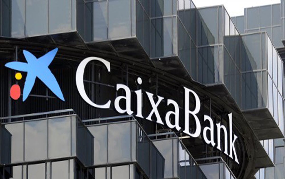 Caixabank condenada por defectuoso asesoramiento en la venta de seguros de Vida de prima única financiados con mayor capital del préstamo hipotecario. El Juzgado nº 3 de Ponferrada le obliga a devolver los intereses remuneratorios cobrados por esa financiación.