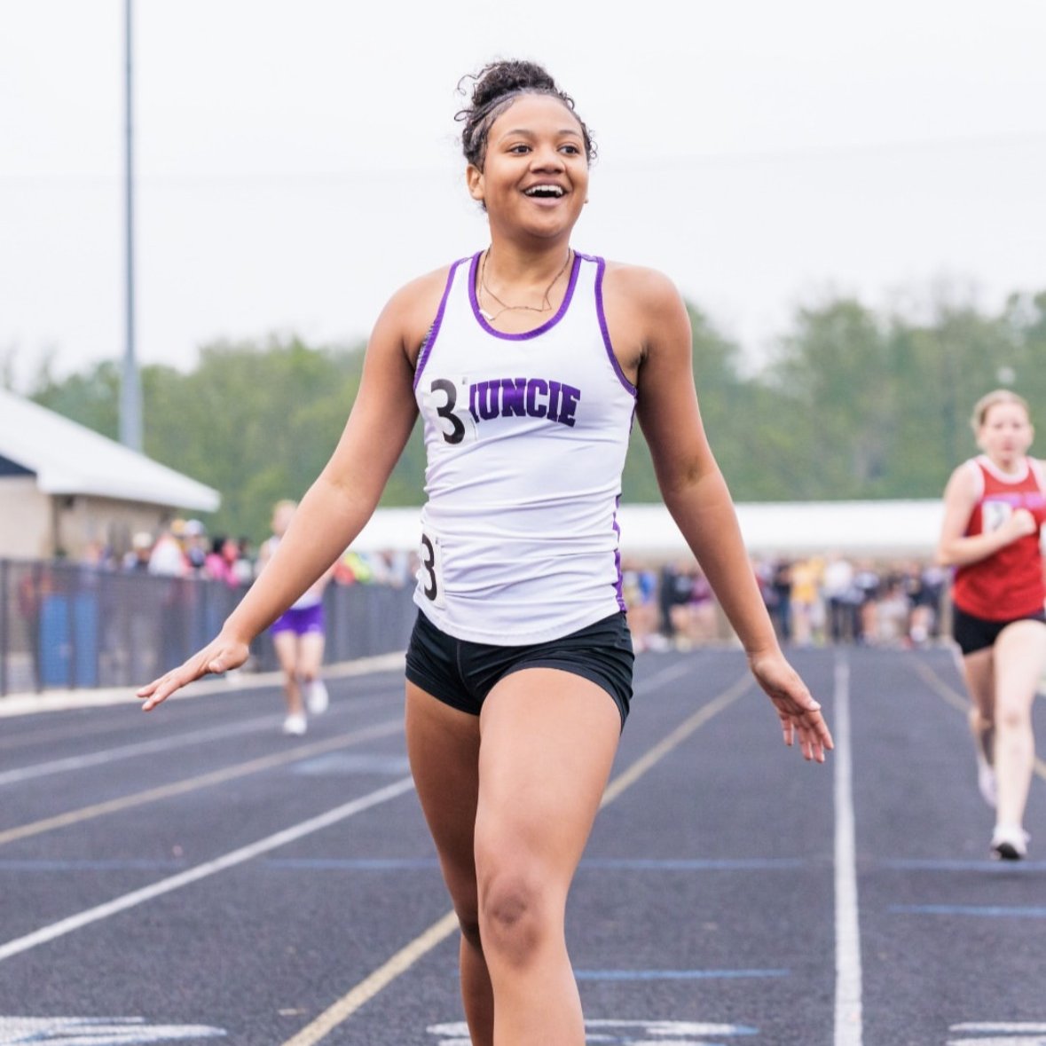 mcbearcatstrack's tweet photo. So proud of our Lady Bearcats 💜🏃‍♀️
Thank you for a season full of growth, grit &amp; heart.
Your hard work didn’t go unnoticed — you made us proud every meet!
Great job on a season well done! 🐾
#BearcatNation #TrackAndField #SeasonRecap #MuncieCentral https://t.co/l16Pd0ydgX