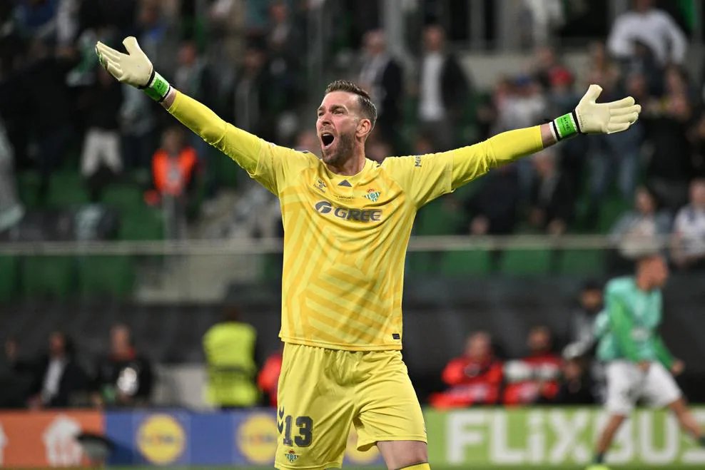Blue_Footy's tweet photo. 🗣 Adrián, Betis goalkeeper: "We lost our composure when we conceded the first goal, then the second one after just five minutes. 

The team was feeling Chelsea's intensity and the mentality changed. We lost a bit of shape. It's a hard night for us."

~ @footballontnt https://t.co/Tcf6vopzjw