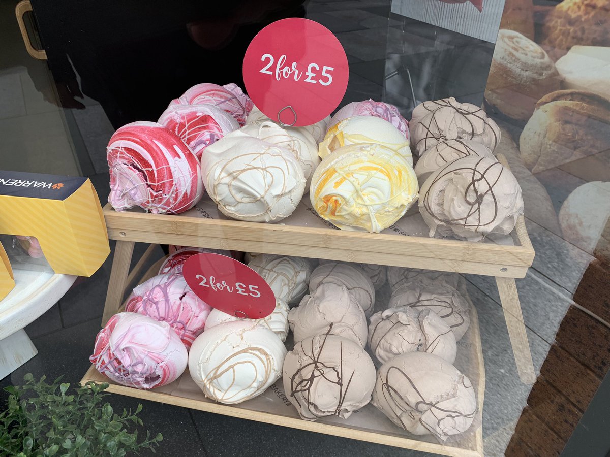Paul Andrews (@familybizpaul) on Twitter photo A fabulous #FamilyBizRoadTrip2025 welcome from Linda <a href="/WarrensBakery/">Warrens Bakery</a> in Taunton this morning - a story that began 160 years ago in St Just, Cornwall. And remains the oldest Cornish Pasty maker in the world! <a href="/HendyGroup/">Hendy Group</a> <a href="/BrooksMacdonald/">Brooks Macdonald</a> <a href="/VistageUK/">Vistage UK</a> A fabulous #FamilyBizRoadTrip2025 welcome from Linda <a href="/WarrensBakery/">Warrens Bakery</a> in Taunton this morning - a story that began 160 years ago in St Just, Cornwall. And remains the oldest Cornish Pasty maker in the world! <a href="/HendyGroup/">Hendy Group</a> <a href="/BrooksMacdonald/">Brooks Macdonald</a> <a href="/VistageUK/">Vistage UK</a>