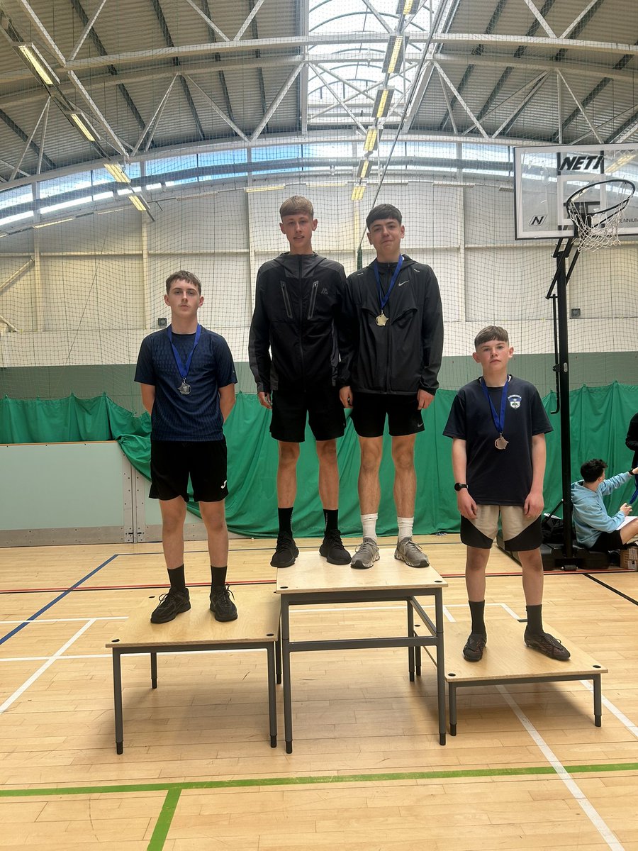 S3 800m Medal Winners 🏆
Girls:
🥇Langa
🥈Orla
🥉 Lucy
Boys:
🥇 Scott&amp;Billy
🥈 Noah
🥉 Drew