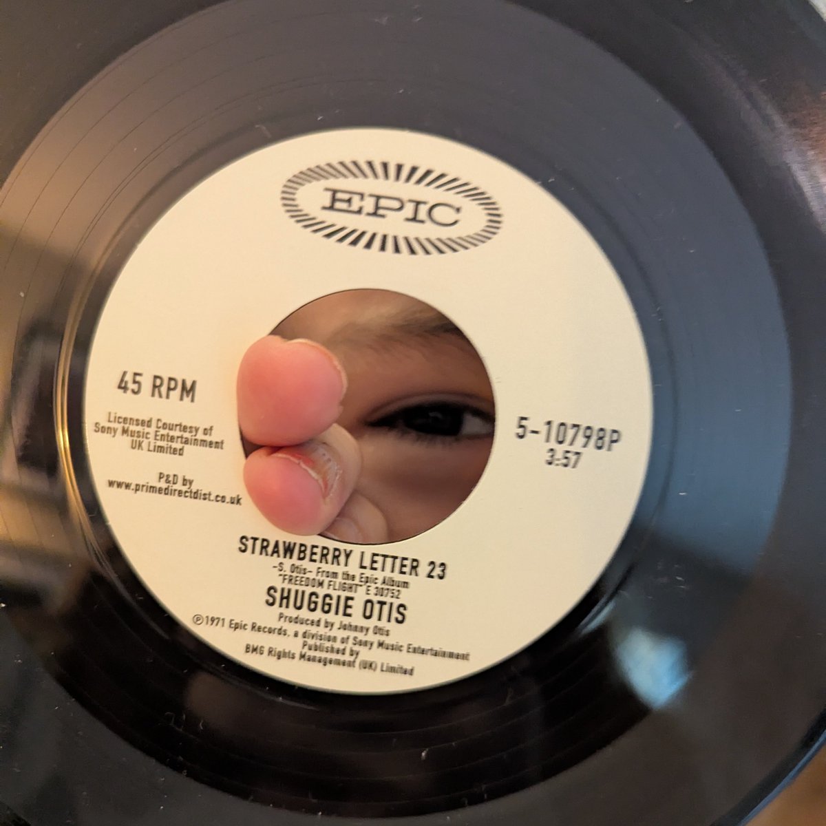Now listening - Shuggie Otis, Strawberry Letter 23, 1971. Bon pont ! ☕✨😘 youtu.be/sbhIZe3smr0?si…