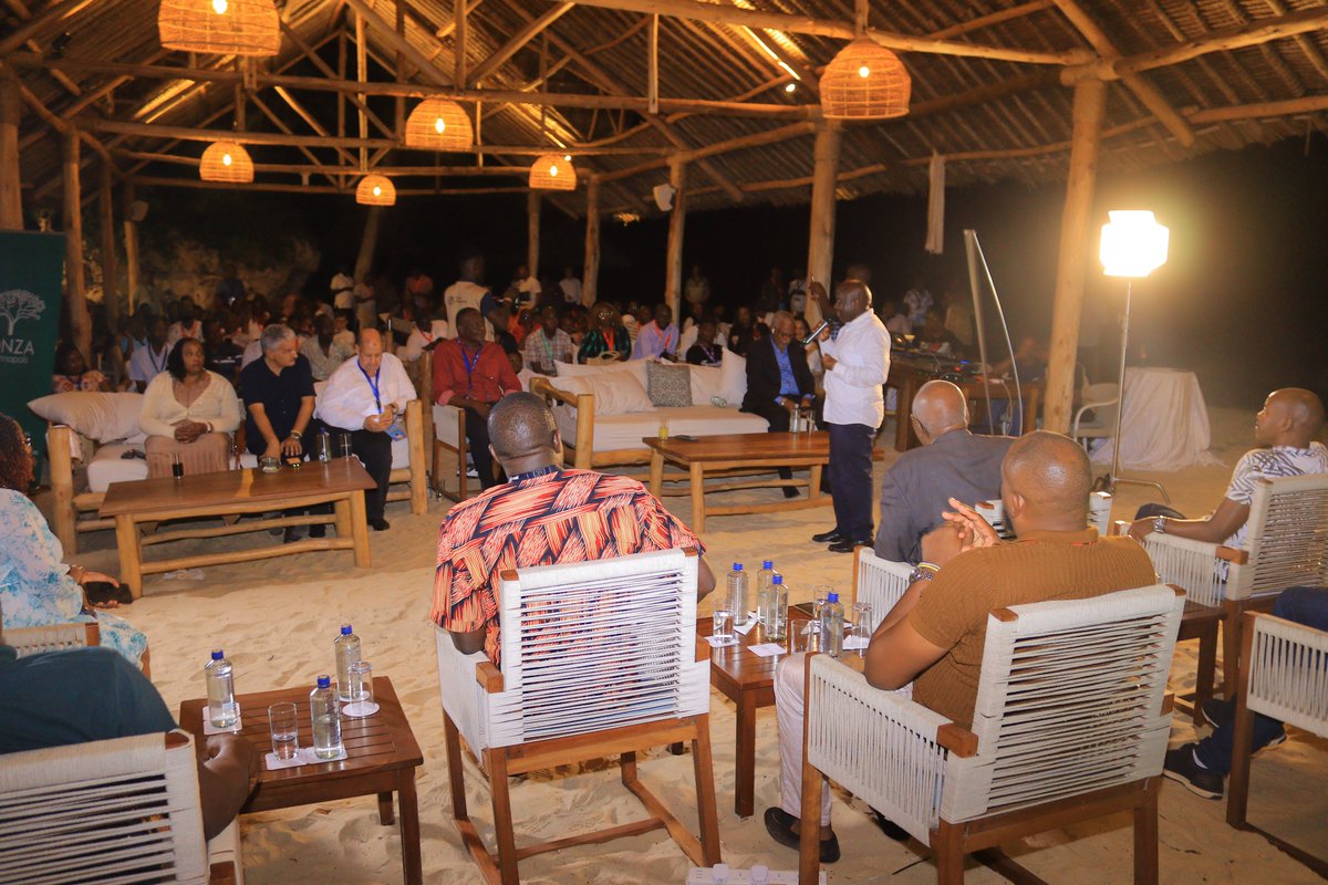 AgilebizKE's tweet image. Huge thanks to Konza Technopolis for powering this conversation and leading the charge in shaping Africa’s digital journey.
We’re just getting started. The future is bright — and Agile is all in. 🌍💡
 #AgileBusinessSolutions #DigitalAfrica #TechForImpact #KonzaTechnopolis