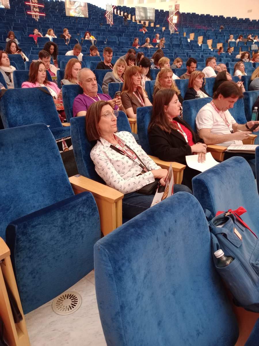 CCOO Sanidad Dep. Salud Alicante. HG (@ccoo_ss_hgua) on Twitter photo Nuestra secretaria general, <a href="/yolandaferrand6/">yolanda_ferrandez</a> realiza su intervención al informe del secretario general de la <a href="/fssccoo/">FSS-CCOO</a>, <a href="/Humberto_mb/">HumbertoMuñozBeltrán</a>
#respostes #13CongresoFSSCCOO Nuestra secretaria general, <a href="/yolandaferrand6/">yolanda_ferrandez</a> realiza su intervención al informe del secretario general de la <a href="/fssccoo/">FSS-CCOO</a>, <a href="/Humberto_mb/">HumbertoMuñozBeltrán</a>
#respostes #13CongresoFSSCCOO
