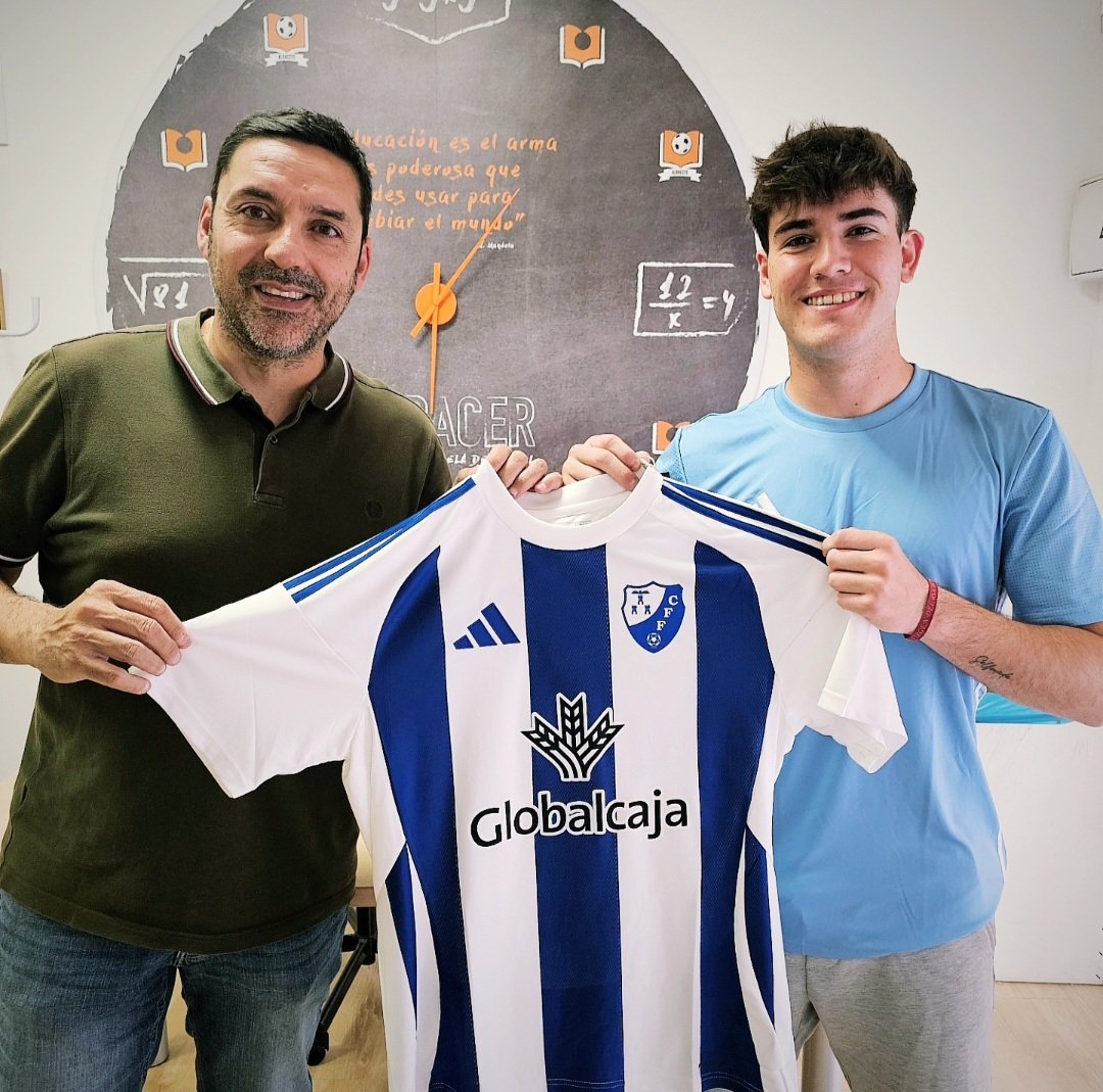 📰 Exclusiva 📰 

Adri será el entrenador del CFF Albacete Globalcaja para esta temporada 2025-2026 👏⚽️

Para nosotr@s es un orgullo contar con Adri que la temporada pasada ya estuvo en el CFF junto a Pato como PF y 2⁰ Entrenador 📋⚽️

Seguimos 🔵⚪️ <a href="/SomosGlobalcaja/">Globalcaja</a>