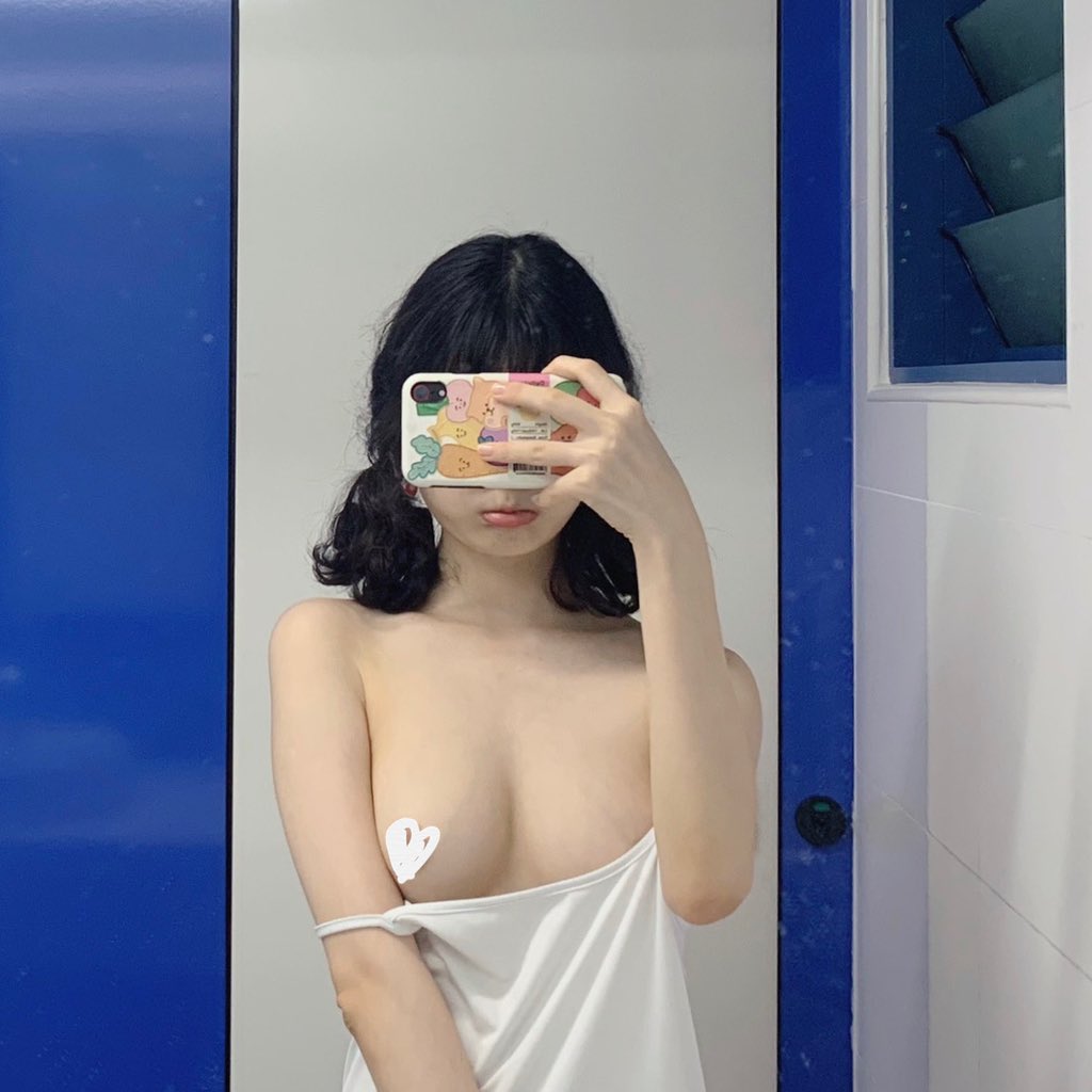TabithaArm79870's tweet photo. 有个不断联还带点小暧昧，想do随时叫出来大do一场的知己比谈恋爱强一万倍。#南宁 https://t.co/bMGLT3MPXA