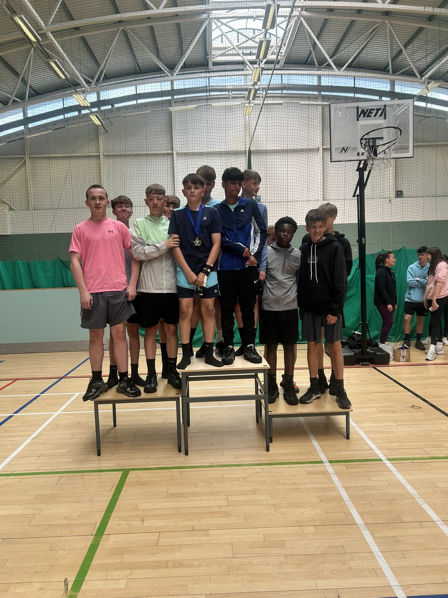 S2 Relay Medal Winners 🏆
Girls:
🥇EF
🥈AB
🥉CD
Boys:
🥇 CD
🥈 LM
🥉 EF
