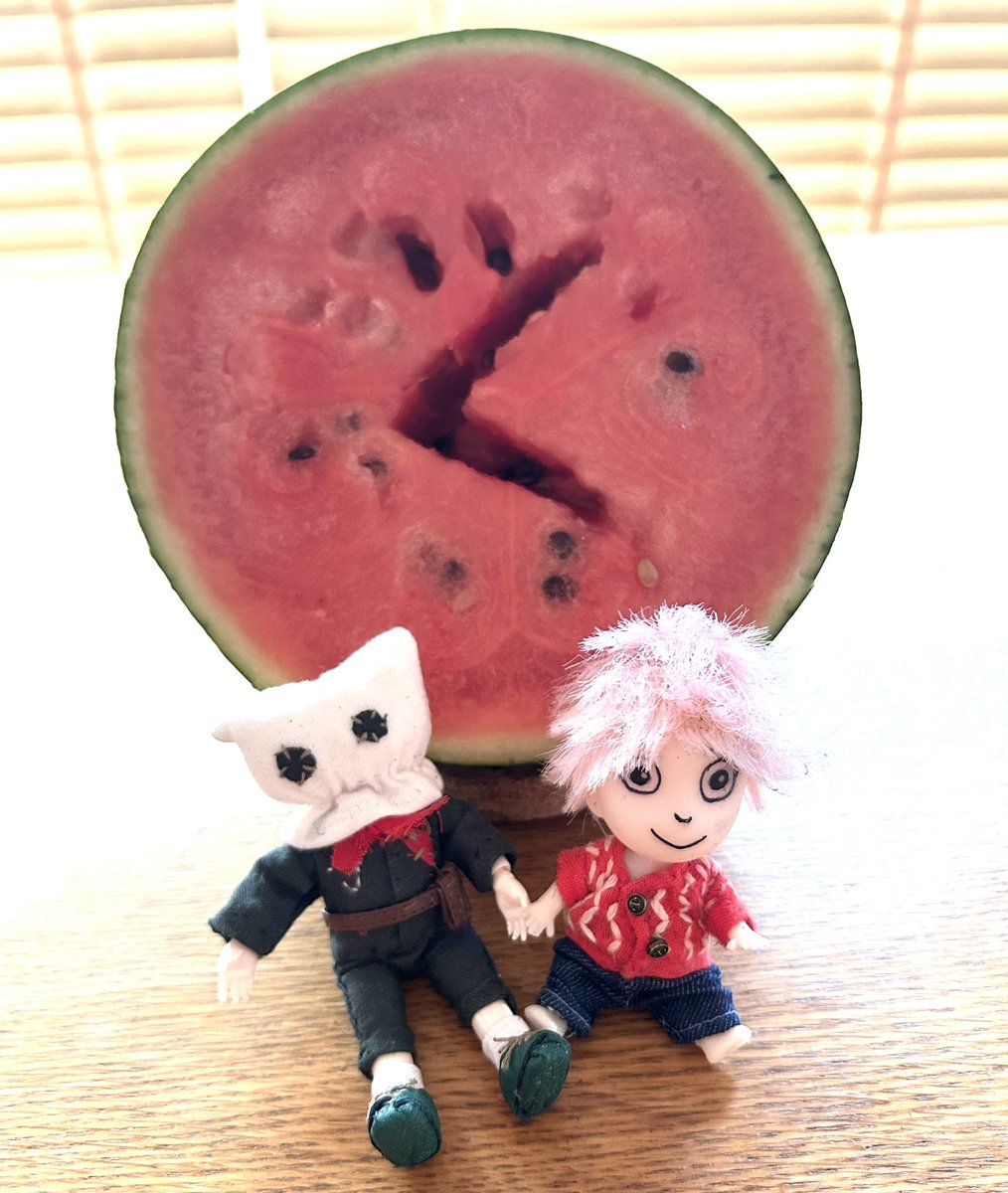 mikkoGRCReW's tweet photo. 2025  GRe4NBOYZツアー！！！！
TheXY～明日、今日よりも～

ファイナルまで無事に完走🙏
祈願 ﾎﾘﾎﾘ(ง˘ω˘)วﾎﾘﾎﾘ

無事にファイナルまで駆け抜けられます
ように💚❤️💙💛

ツアー楽しむぞ〜ヽ(*´∀｀)ノ

裏側………失敗🤪
で簡単な   ぐ 

❤️ボサボサになっちゃった😅

 #GRe4NBOYZ
 #TheXY https://t.co/IUArkhCdSy