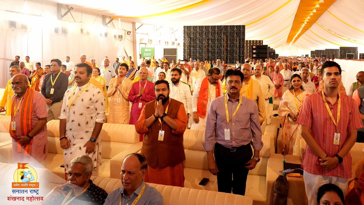 POV - Standing with him is a matter of good fortune..!!❤️✨
Brother, Mentor, Ideal.