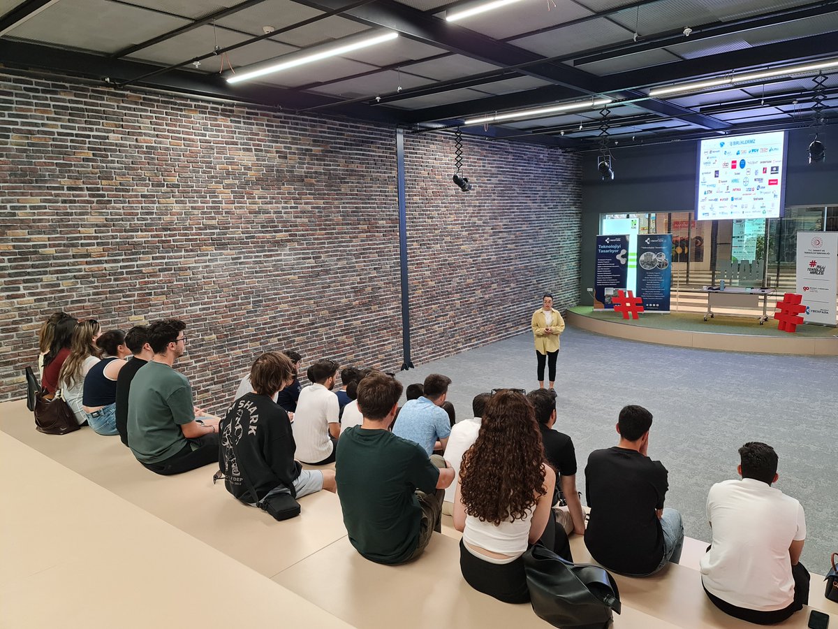 📍 CYBERGO Girişim Ofisi’ne, Ankara Medipol Üniversitesi Medi-Tech Kulübü’nden Ziyaret!

Bilkent CYBERPARK CYBERGO Girişim Ofisi, Ankara Medipol Üniversitesi bünyesinde faaliyet gösteren Medi-Tech (Mühendislik ve Teknoloji Kulübü) üyelerini ağırladı.

Ziyaret kapsamında