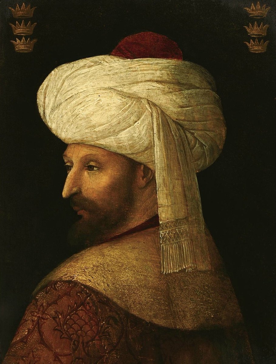 "Fatih, ne XII. Carl karakterinde bir hayalci ne de Napoleon gibi insanüstü büyüklükte bir ütopyacıydı. Aksine, sürekli geliştirdiği hırslı bir ruha sahipti; zihni ise hep keskin ve sakindi. Herşeyi yok edip bir canavarın bıraktığı izler gibi ardında devasa harabeler bırakarak