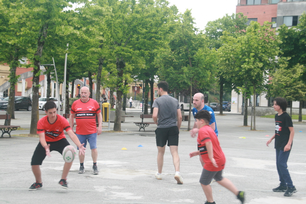 Indartsu dator Errugbiaren Astea, bigarrenez
oarsoaldea.hitza.eus/2025/05/29/ind…
<a href="/rugbyzaleak/">Rugbyzaleak</a> #Errenteria #Orereta