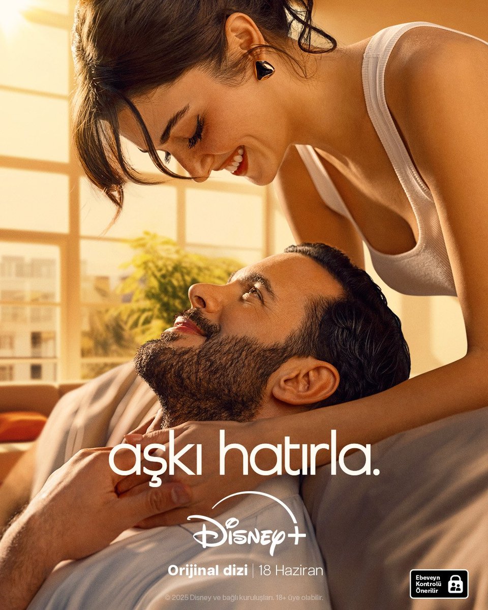 Portal Hande Erçel (@portalhandebr) on Twitter photo MÃE E PAI!
🚨 | #HandeErçel e #BarişArduç como Güneş e Deniz no pôster oficial da série #AşkıHatırla (#Reminder) que será lançado dia 18 de junho no Disney+ 🤍
Queremos lançamento aqui também viu <a href="/DisneyPlusBR/">Disney+ Brasil</a> 🙏 MÃE E PAI!
🚨 | #HandeErçel e #BarişArduç como Güneş e Deniz no pôster oficial da série #AşkıHatırla (#Reminder) que será lançado dia 18 de junho no Disney+ 🤍
Queremos lançamento aqui também viu <a href="/DisneyPlusBR/">Disney+ Brasil</a> 🙏