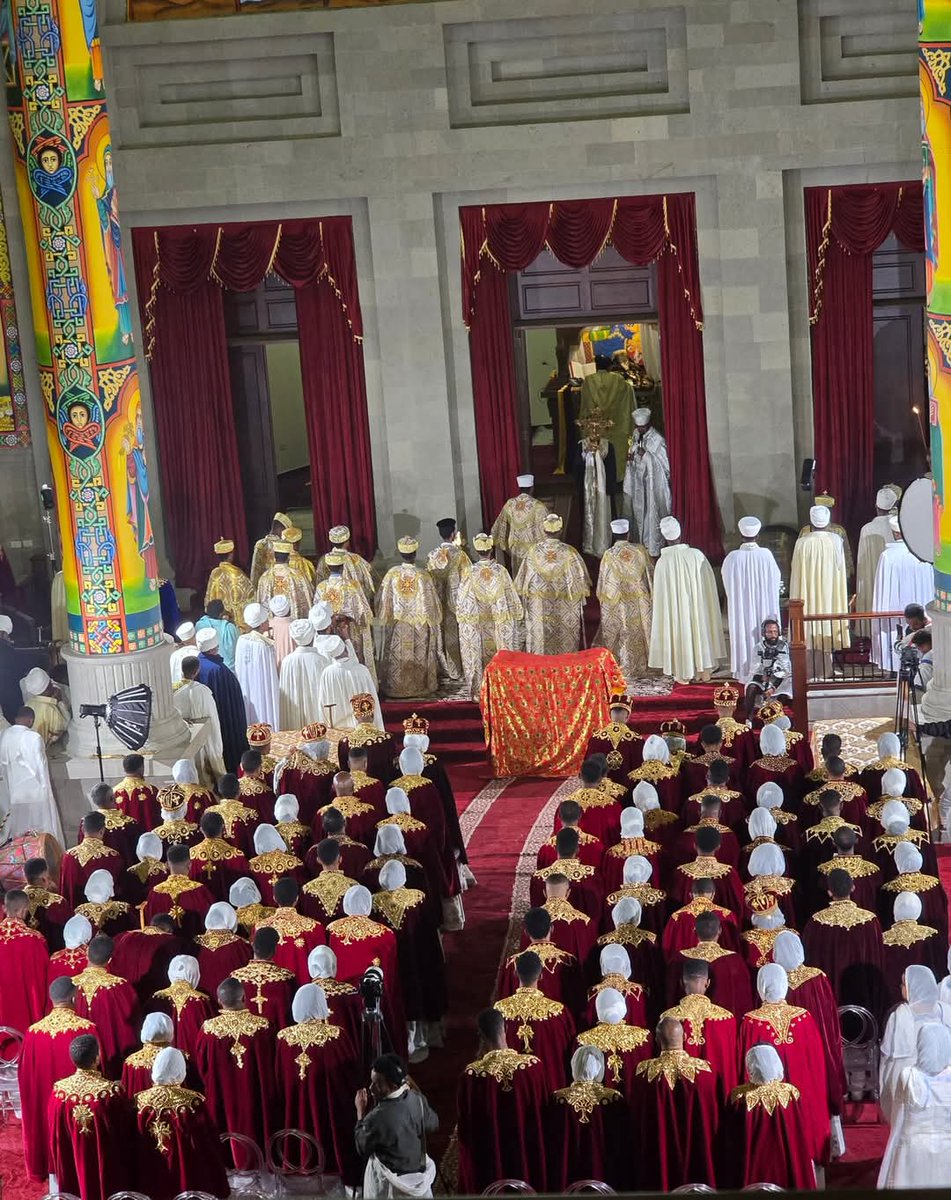 ZHossana3's tweet photo. እቺ ሁሉ ነገሩዋ ወርቅ የሆነች ቤተክርስቲያን😍 https://t.co/YXF3SZw0Ed