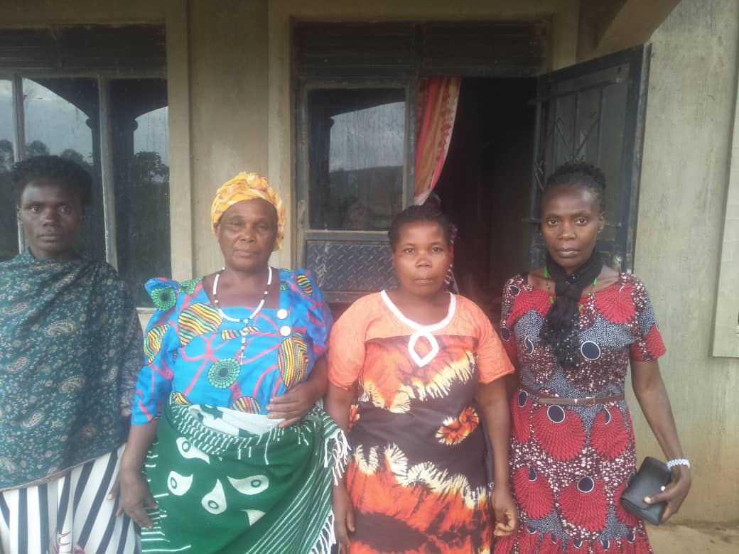 eyit_ug's tweet image. We’re excited to welcome Abamwe Group from Ibanda into the #ESFI portfolio by #EYIT
These 4 women secured UGX 2M in microloans + training &amp;amp; mentorship to grow their household enterprises. True champions of rural enterprise! 💪🏽
#WomenEmpowerment #FinancialInclusion #EYITEmpowers