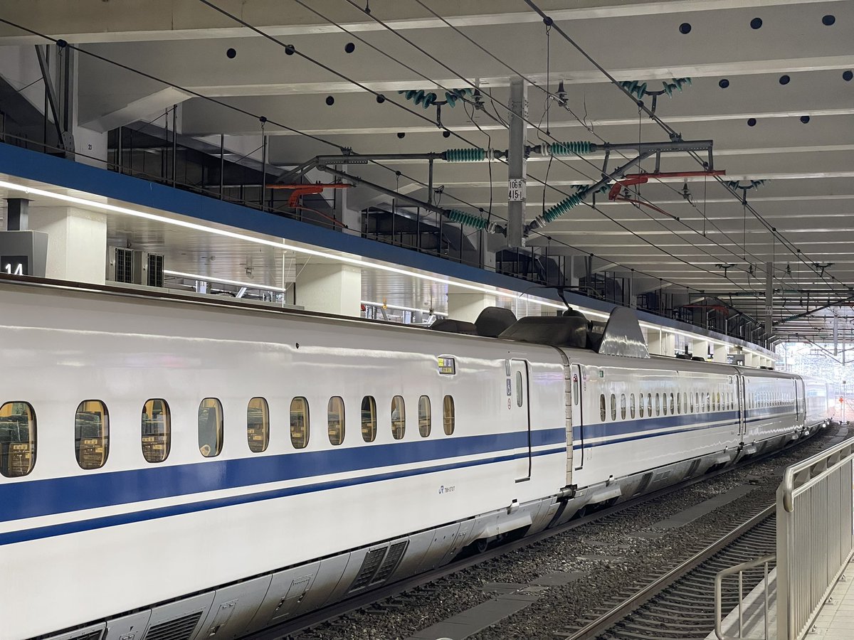 面白いくらい露骨に悪口ツイートされたのおもしろ過ぎる（笑）

僻みって怖いね！😆

さ、博多に帰宅。
🩷と🟦捕獲して帰ろう♪