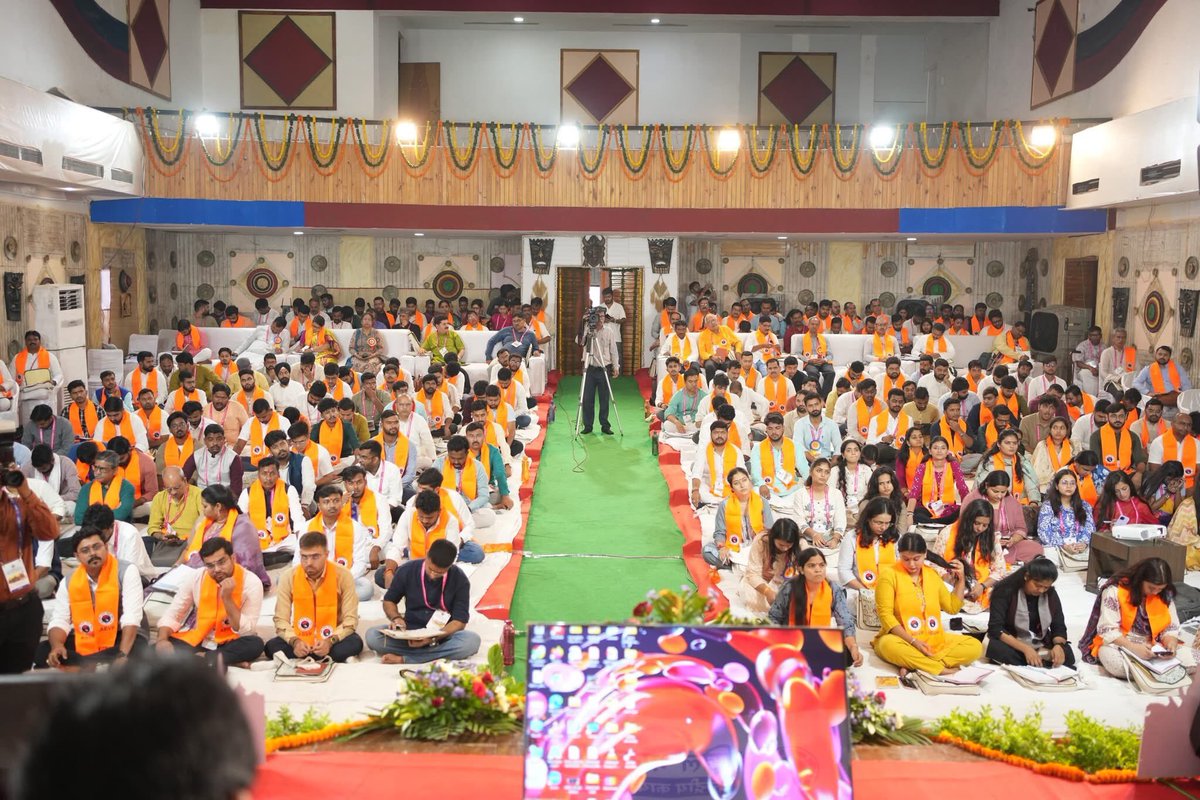 SreehariOU's tweet photo. participated in the ABVP Central working committee &amp; Ayam Baitak at Raipur, Chhattisgarh." https://t.co/ohYDW68ZnA