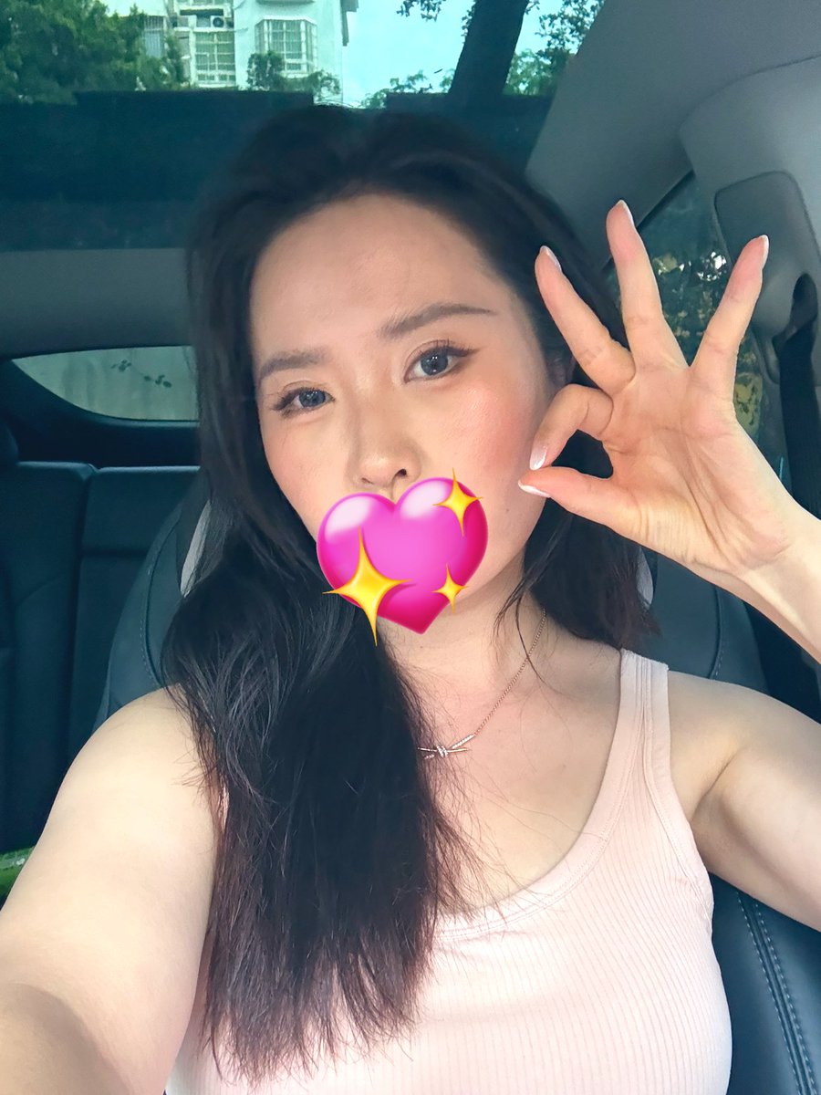 美滋滋地在朋友圈秀了一下减肥成果，久不联络的门槛哥就开始教上我了

古怪的大龄处男2021年对我还算可以，但仅此一年，有天突然扔了句智者不入爱河就把我删了，如今已是2025年，后续竟变成了这逼样，不过大部分的男女故事都这逼样