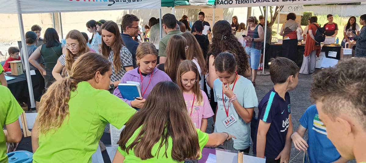 ParcdelSaladar's tweet image. Ja estem a la #FiraFaig a #Mollerussa explicant el nostre projecte i coneixent projectes molt interessants d'altres escoles i instituts.
@cesirecat #ProgramaFaig